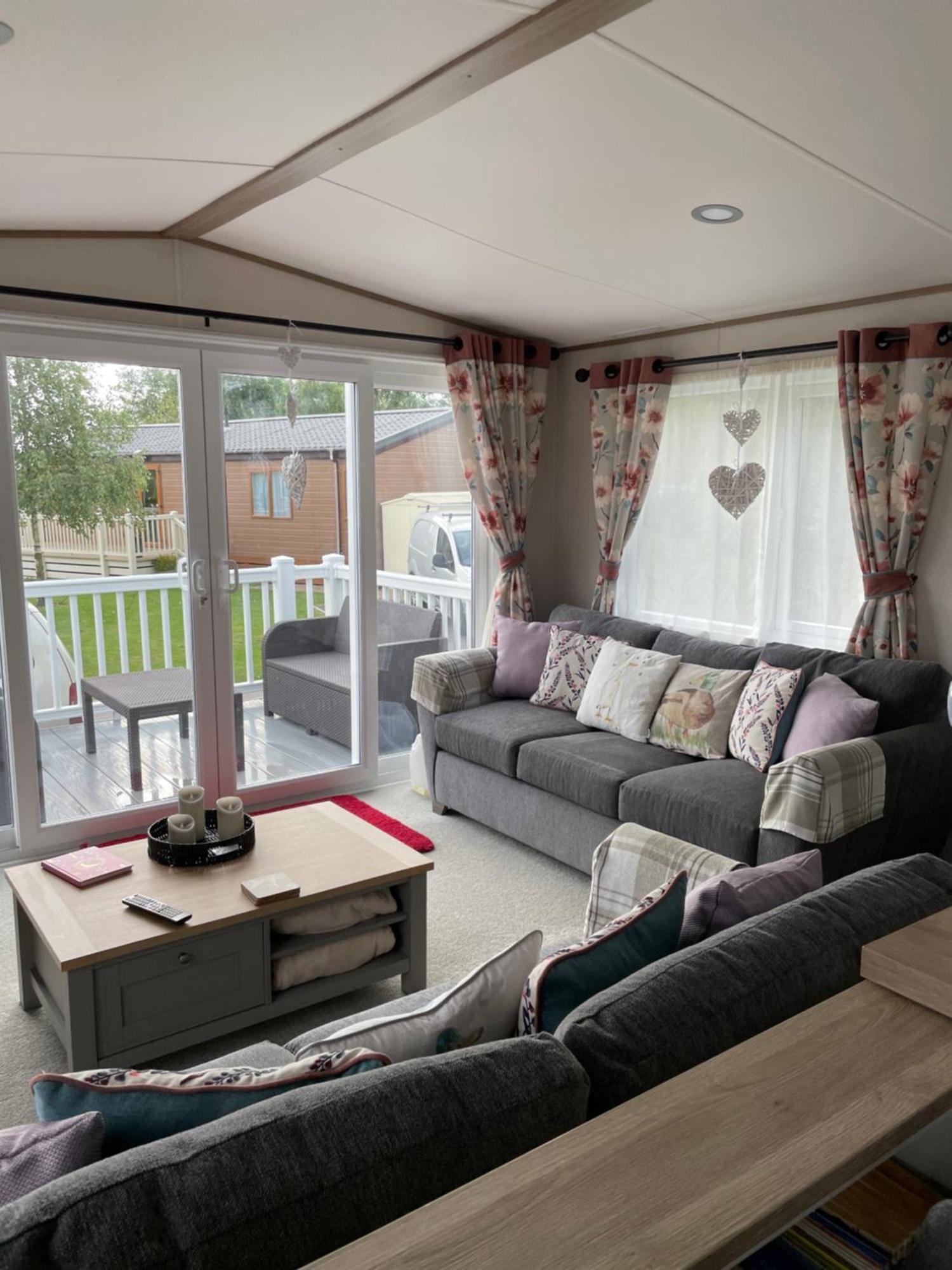 Ellis Retreats At Tattershall Lakes Lincoln Exterior photo