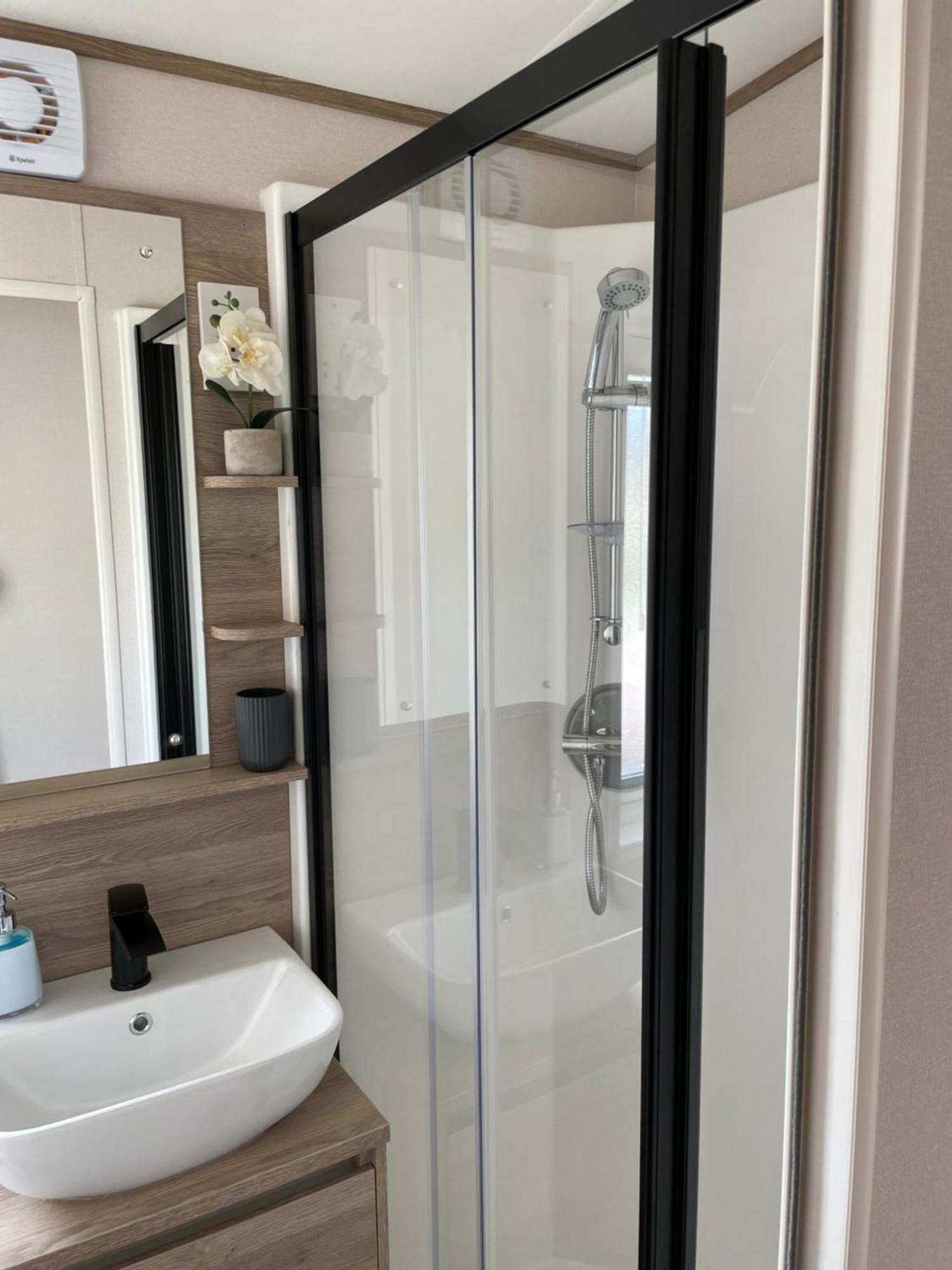Ellis Retreats At Tattershall Lakes Lincoln Exterior photo